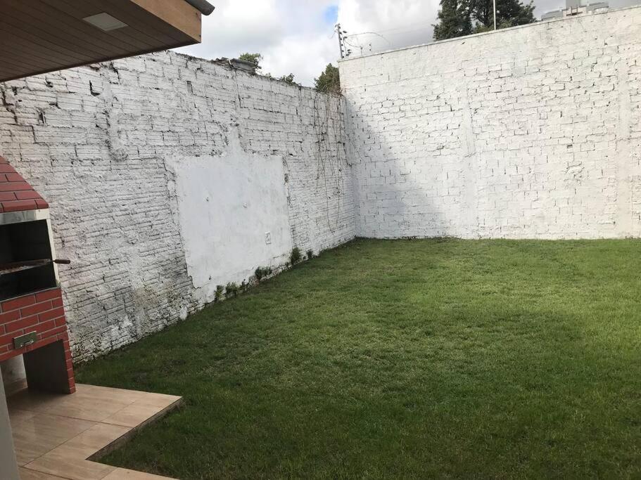 Casa Com 2 Quartos Agradaveis Com Ar Condicionado Foz do Iguaçu Eksteriør billede